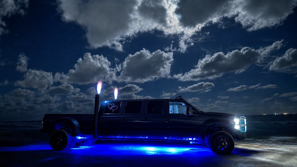 BlueFire truck on the beach in Texas